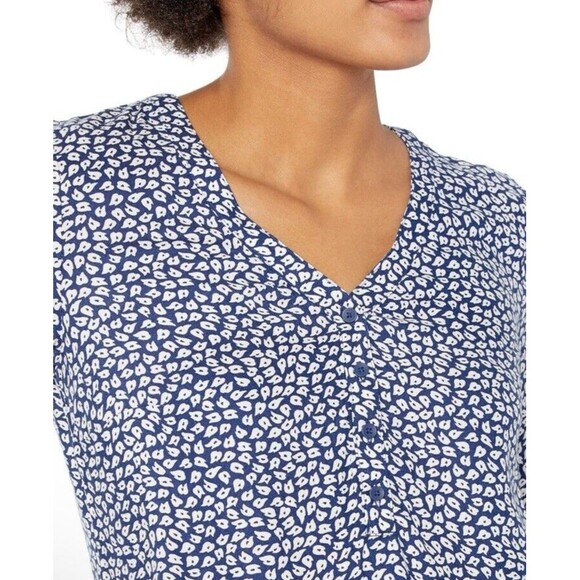 Amazon Essentials Women's M 3/4 Sleeve Button Popover Shirt Navy White Petals - Picture 3 of 11